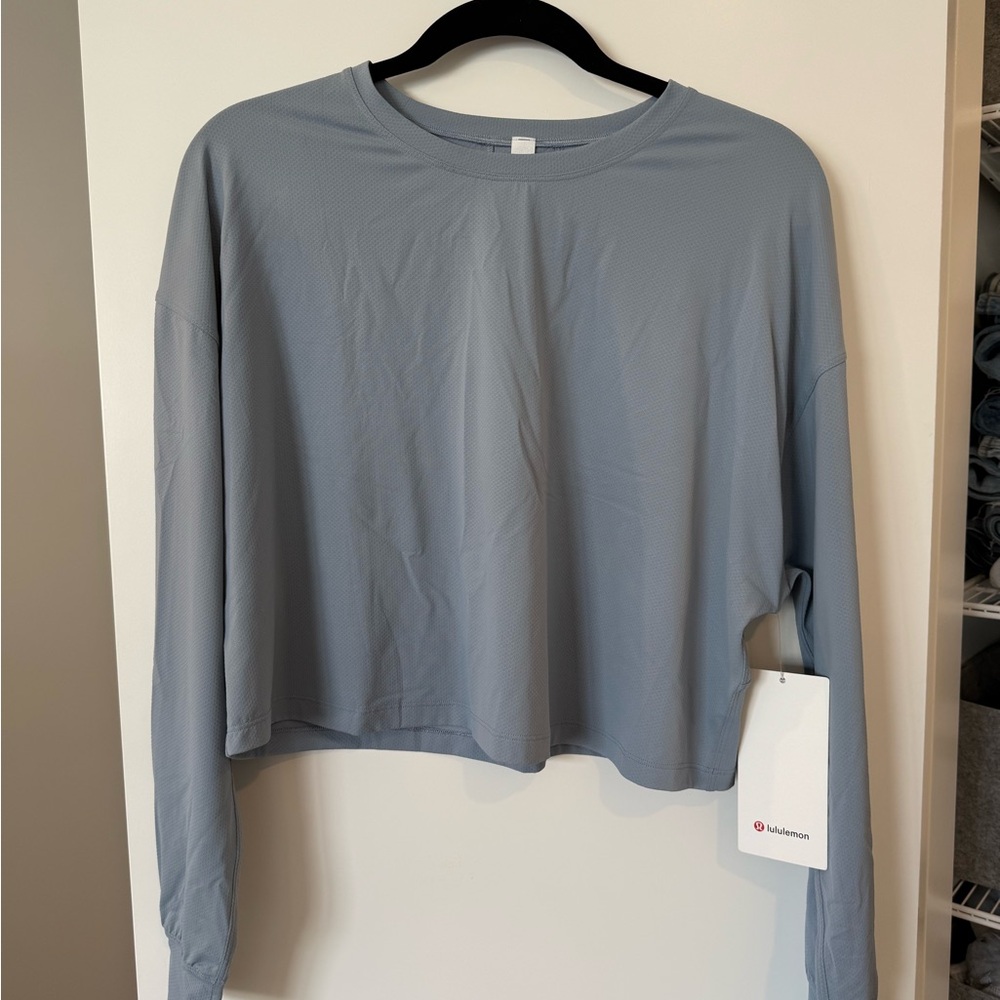 NWT lululemon muscle love long sleeve in chambray